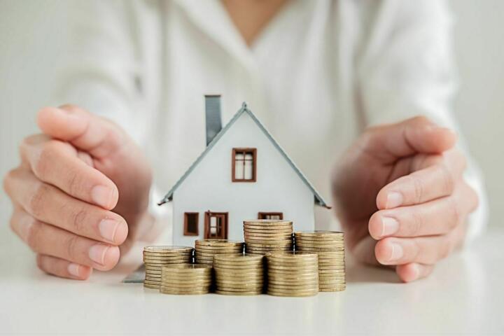 More People Are Downsizing, and Learning a Lot From It
