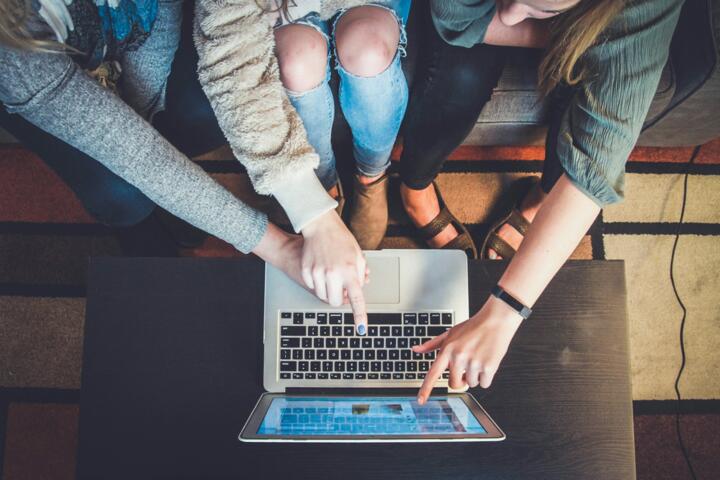 Online Prices Shift All Day Long, and Here's Your Move