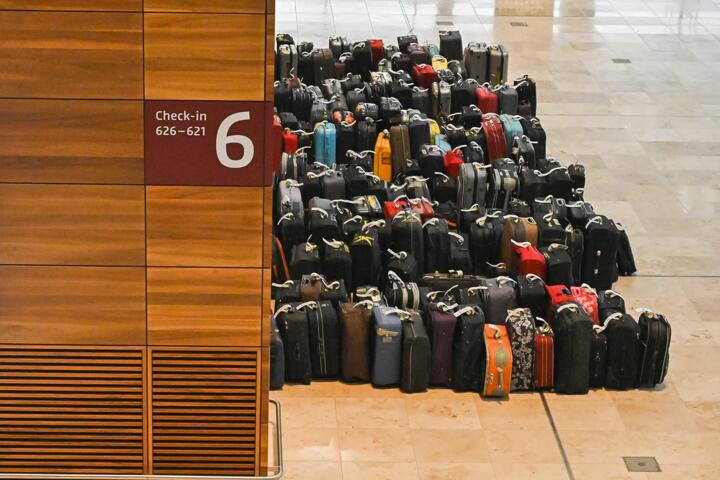 Lost Luggage Is More Common Now. How to Protect Yourself.